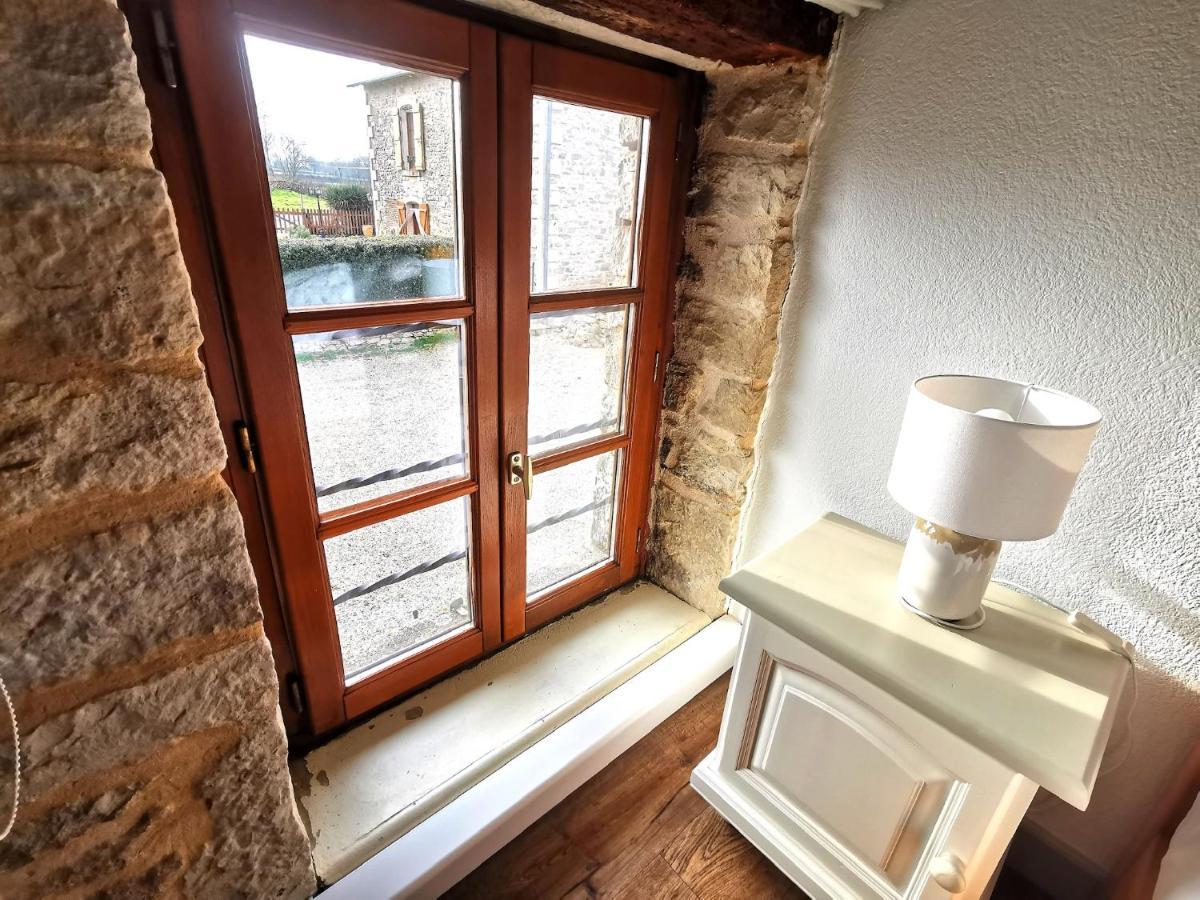 3 Self-Contained Gites With Pool And Games Room Saint-Georges-de-Noisné Eksteriør billede